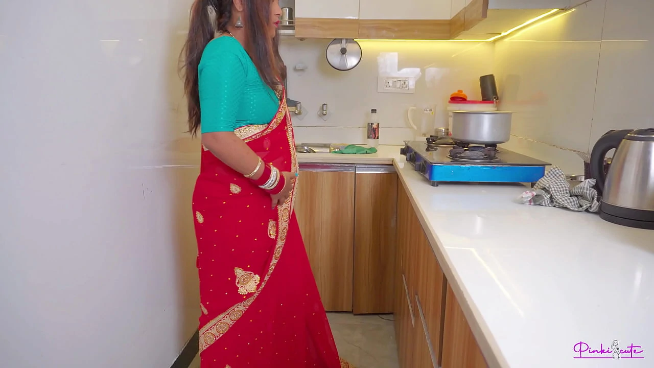 After Suhagrat newly married Pinki bhabhi stripping saree in bathroom she fucked hard and got cum in Pussy with Hindi Audio