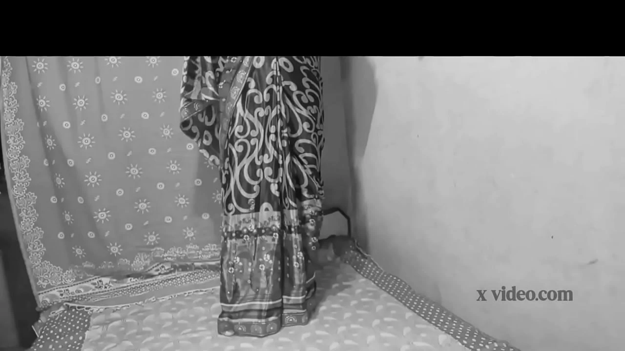 Bed fuck in silk saree Tremendous cocks sitting on hard cocks