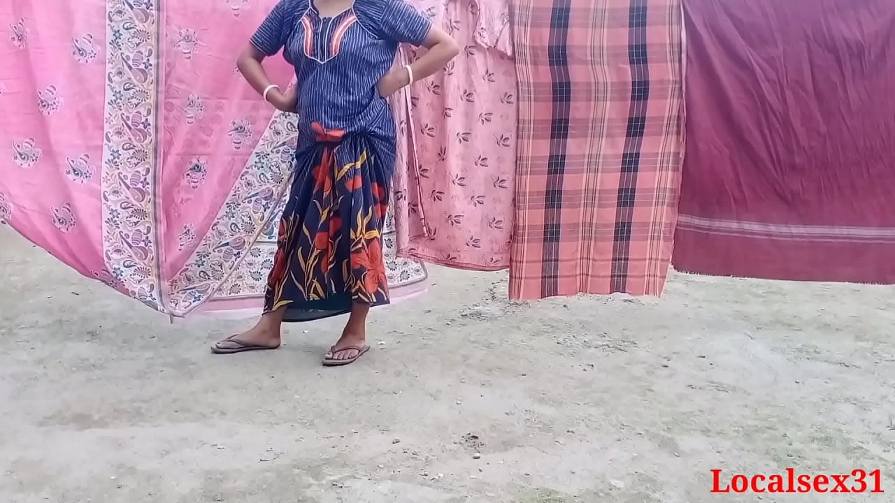 Bengali Desi Village Wife and Her Boyfriend Dogystyle fuck outdoor Official video By Localsex