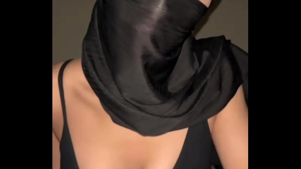 BEST Arab Muslim Hijabo BOOBS