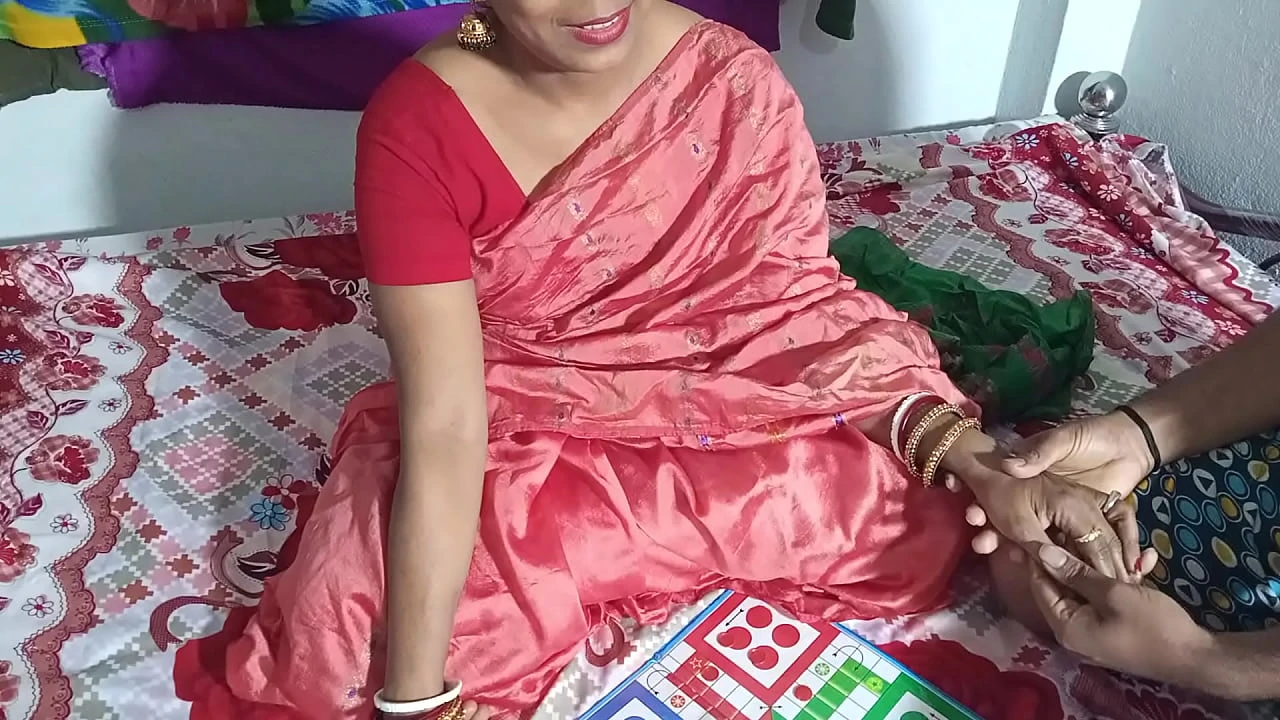 Bhabhi Ke Sath Ludo Game Winner takes Advantage Clear Hindi Voice Sex Video