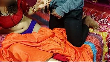 Bhabhi quenched her pussy s thirst with brother in law s penis