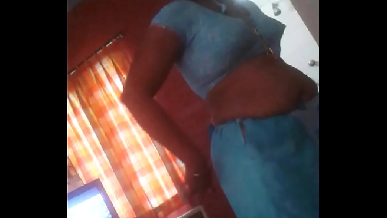 big boob aunty