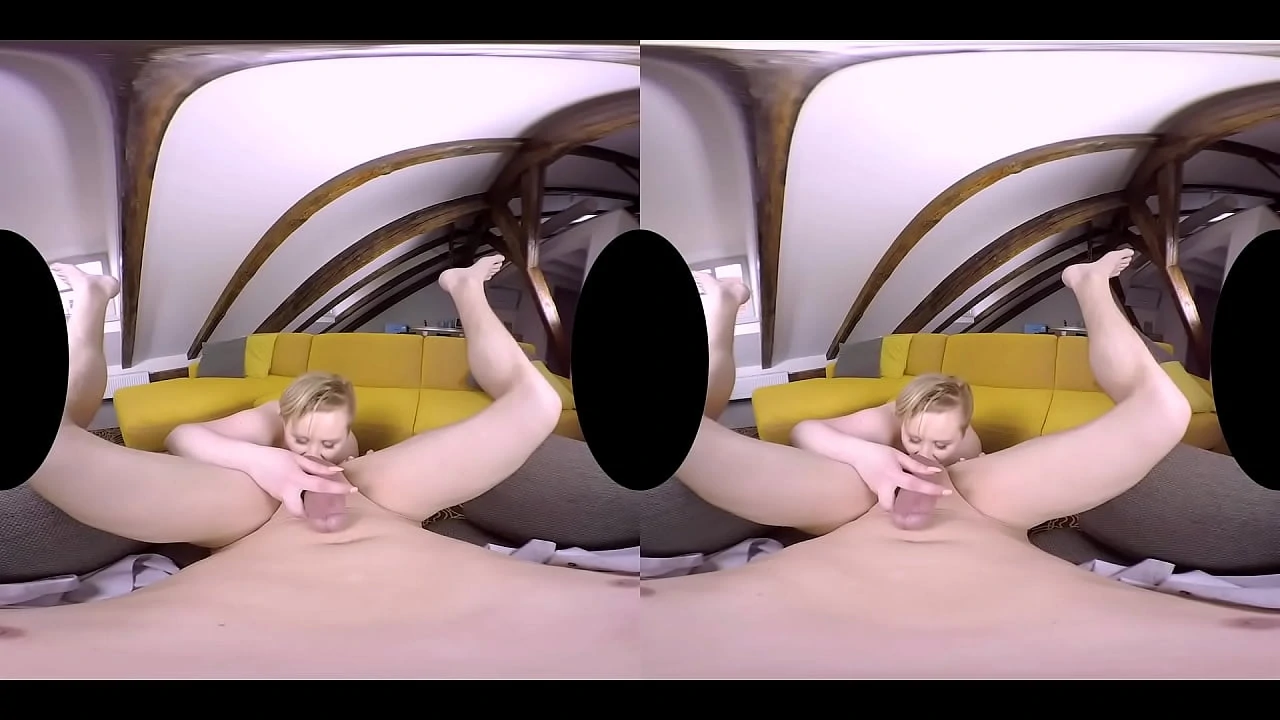 Chubby mature Samantha Si in Virtual Reality