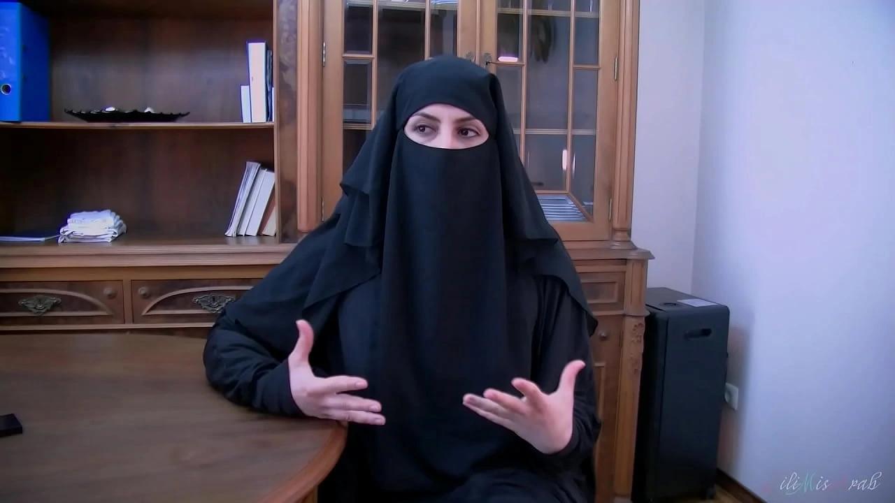 Deal of the Century and a blowjob from Hijab Arab slut to close it Lilimissarab