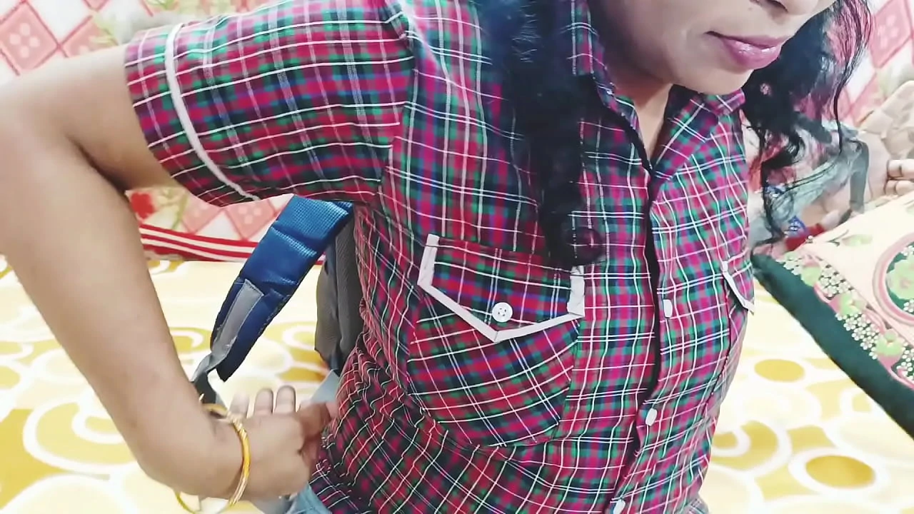 Desi big boobs school girl try to fucking telugu dirty talks