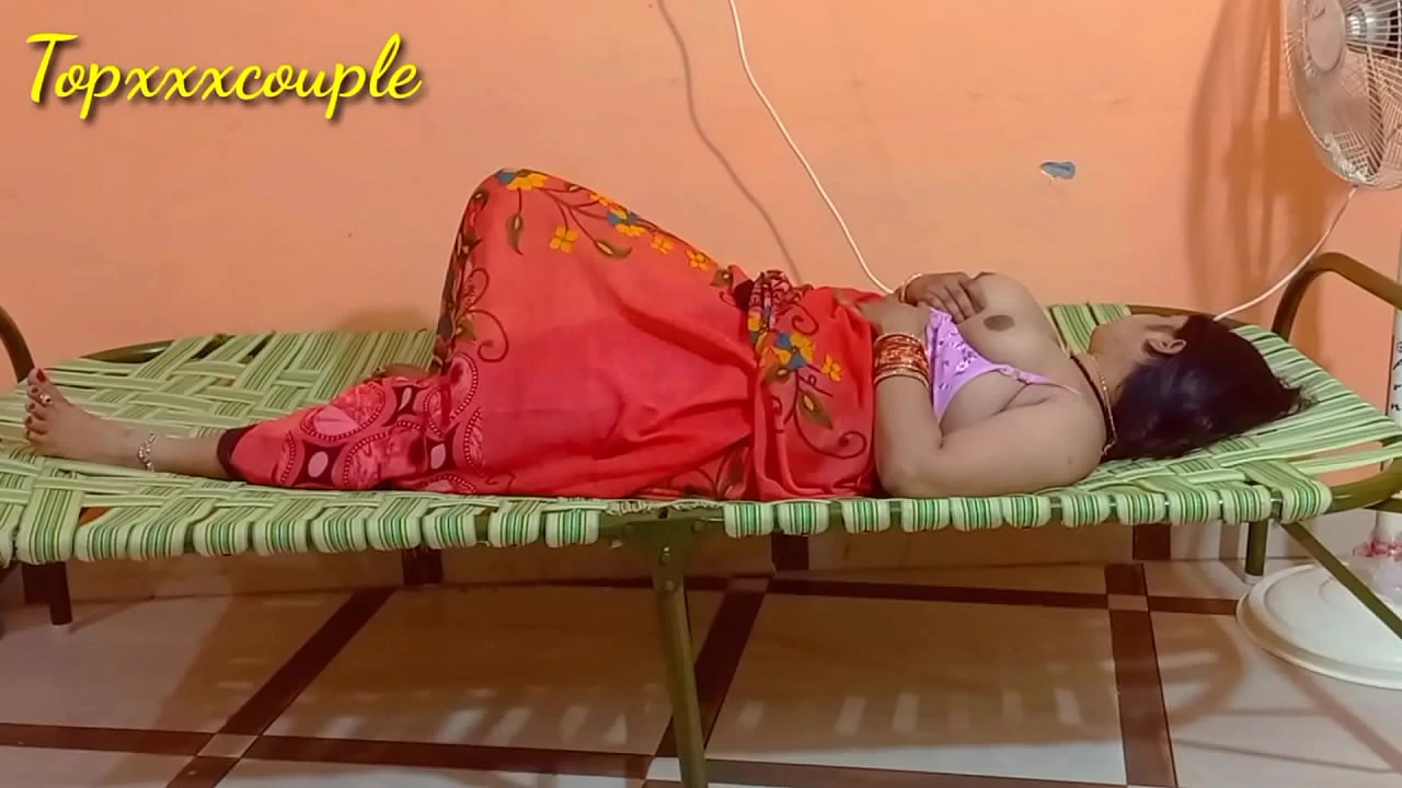 Desi chudai of beautiful village bhabhi with thick tits