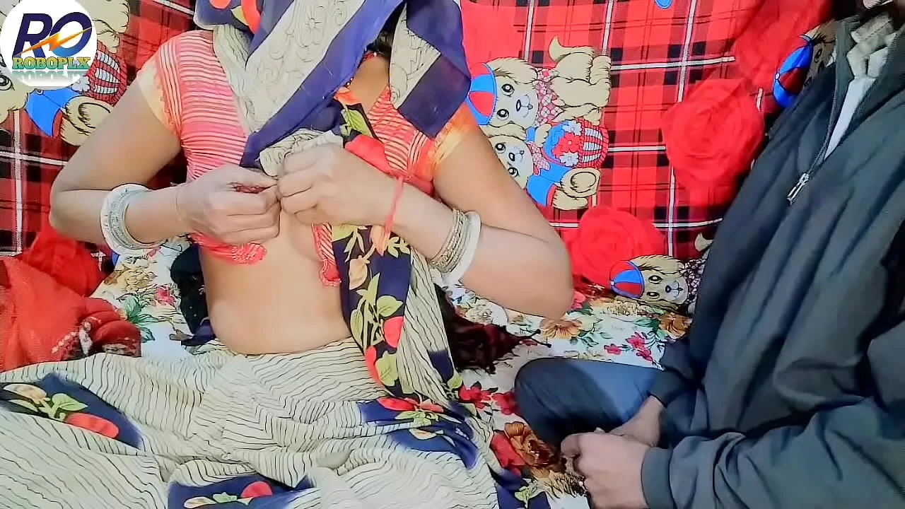 Desi village Bhabhi got body massage from brother in law and fed him milk from her breasts in return of sex Episode