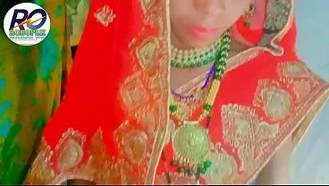 Desi village bhabhi removing saree and fingering and having vigorous sex