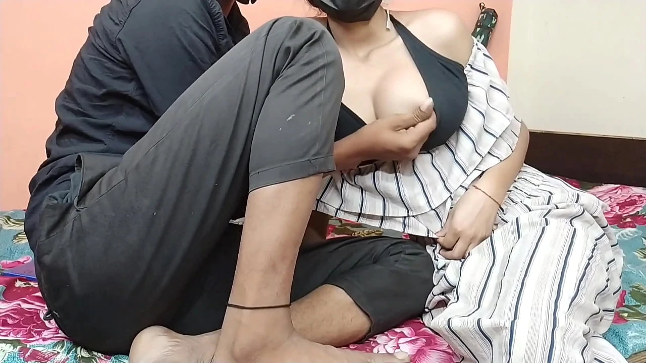 Desi village stepsister fucked by stepbrother for the first time