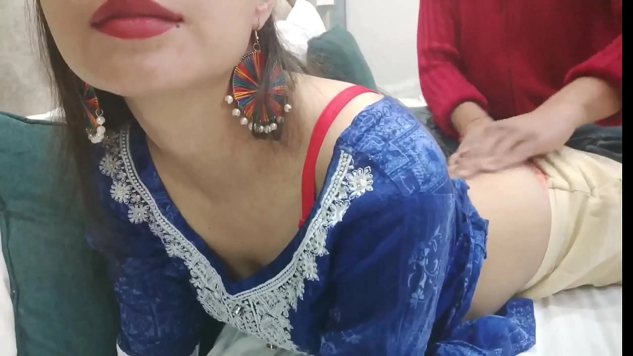 Desisaarabhabhi Stepmother shares a bed with her stepson who took the opportunity to touch her and grab her in the ass when she was resting in Hindi audio
