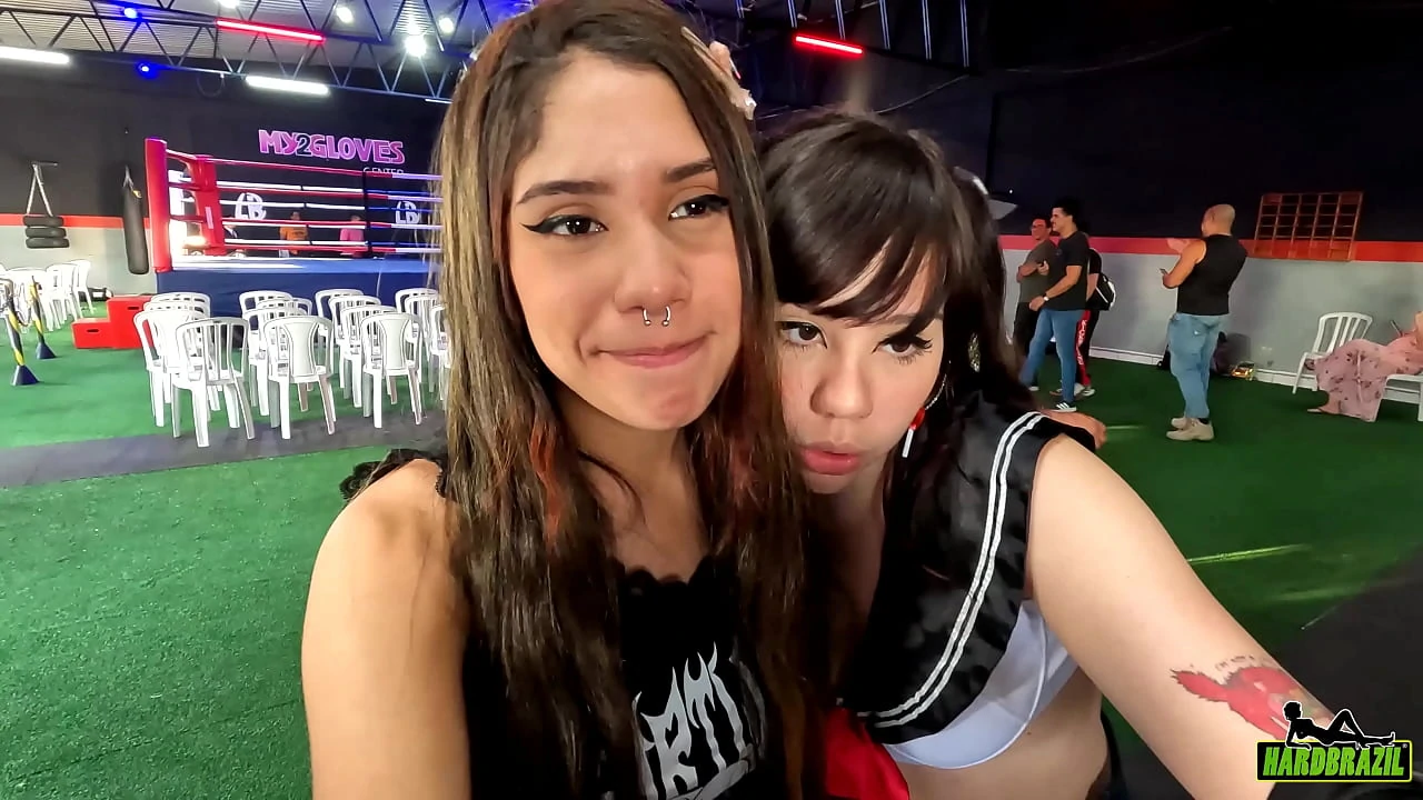 Evento De Box Com Pornstar E Celebridades Do Tiktok E Youtubers Bluezao Leo Ogro Fernanda Chocolatte Casal Dna Nicole Brazil Camila Prado