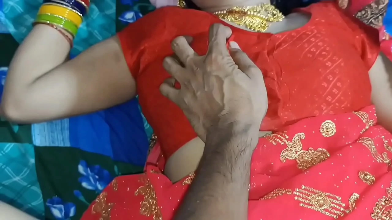 father in law fucked her Daughter in law while her husband was on duty clear hindi audio