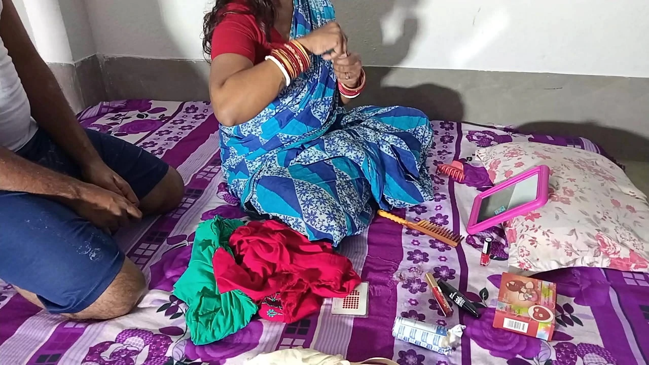 First Ever Sex with step Sister in law who was doing make up After My step Brother Goes Office Work