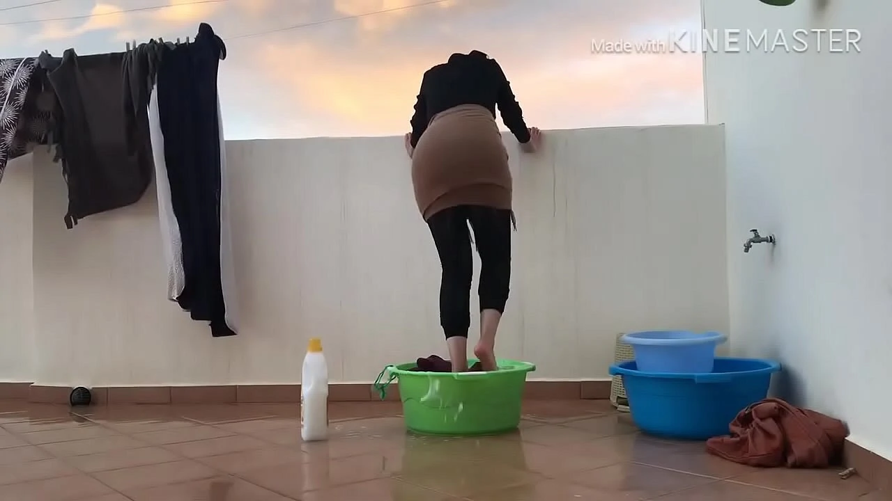 hijab ass feet