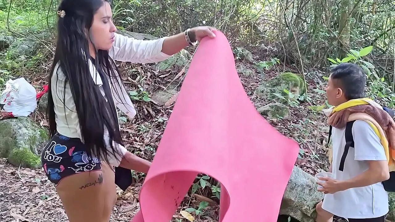 Hikers get lost in the jungle and have sex in the open air