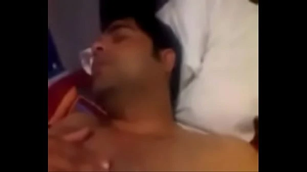 Horny Paki Lovers Raheem n Fana Scandal Min Hindi Audio
