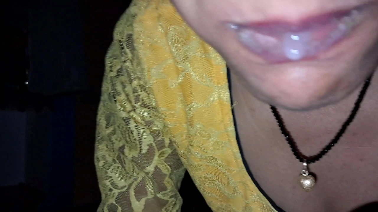 Hot Bhabhi inserted brother in law s long dick in her pussy
