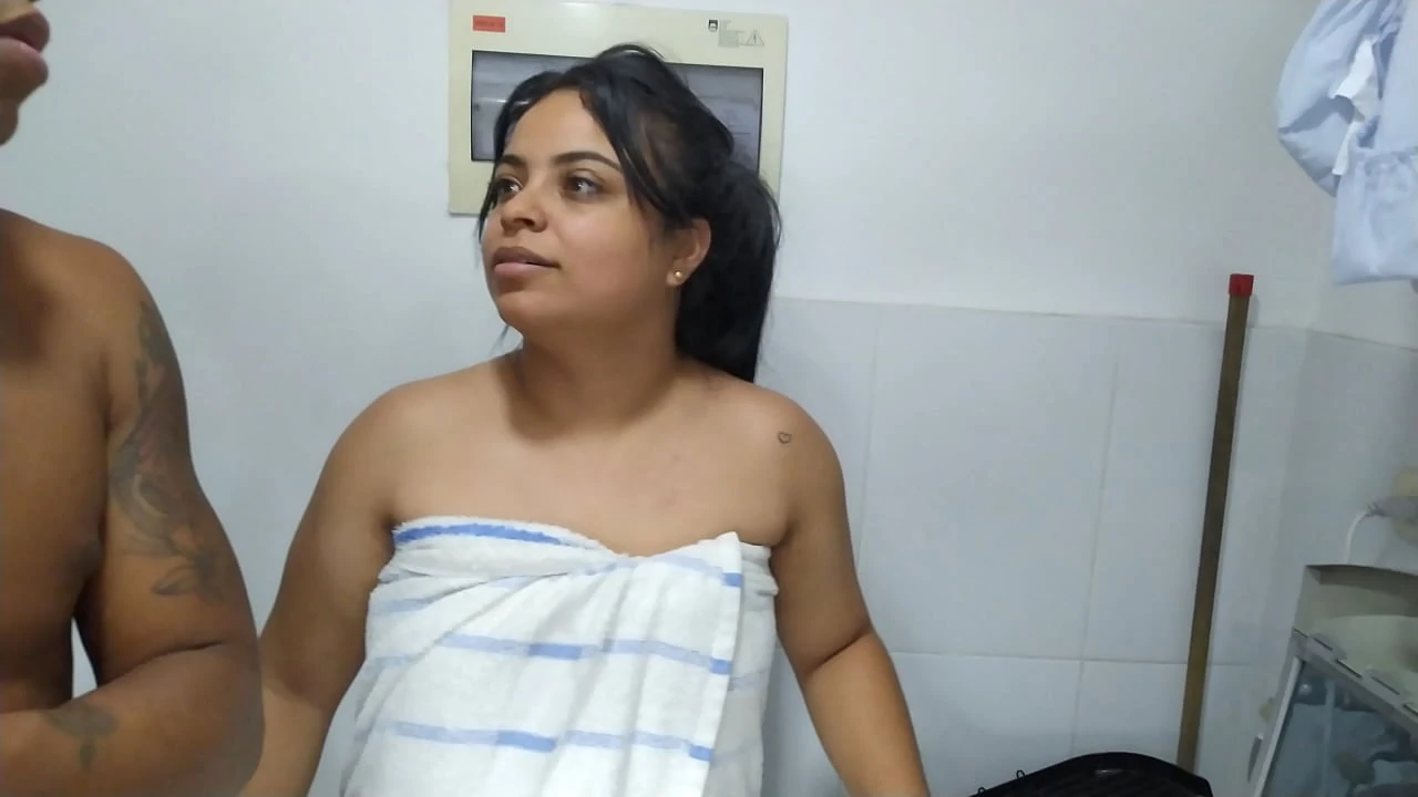 I suck my stepsister s pussy in the laundry room