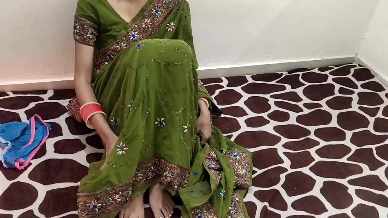 Indian Hot Stepmom has hot sex with stepson in kitchen Father doesn t know with clear Audio Indian Desi stepmom dirty talk in hindi audio