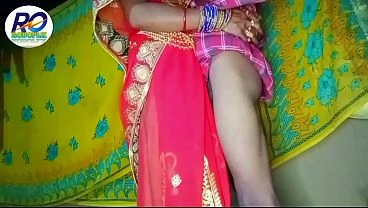 Indian village ghore ki stalege me chudai gaar ke Ghar me Red saree
