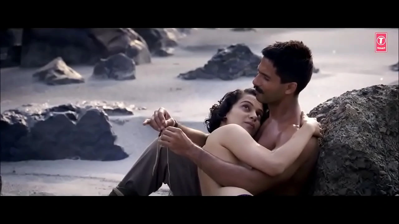 Kangana Ranaut Topless nude scene