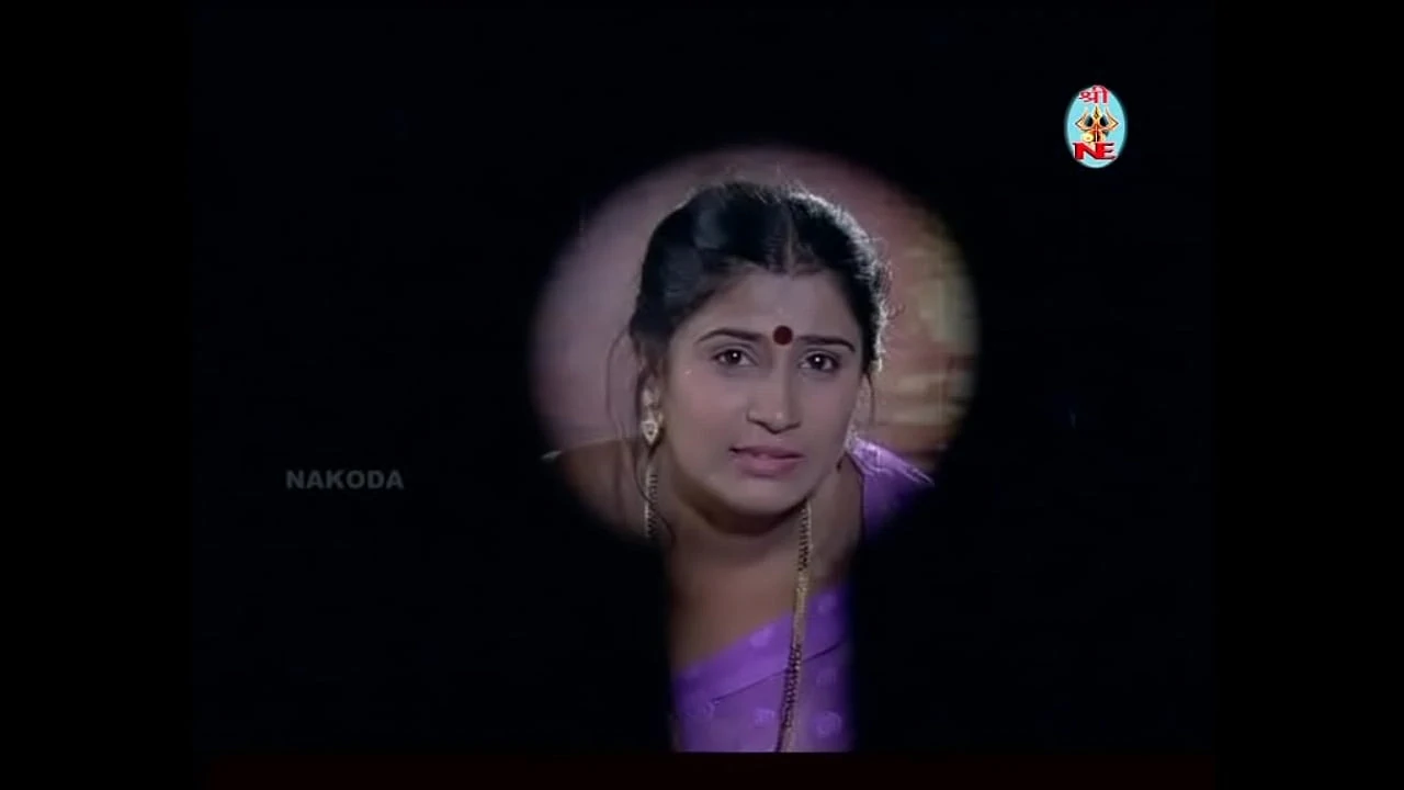 Kannada Old Actress Pankaja Hot Massage From Rati Manmatha Movie
