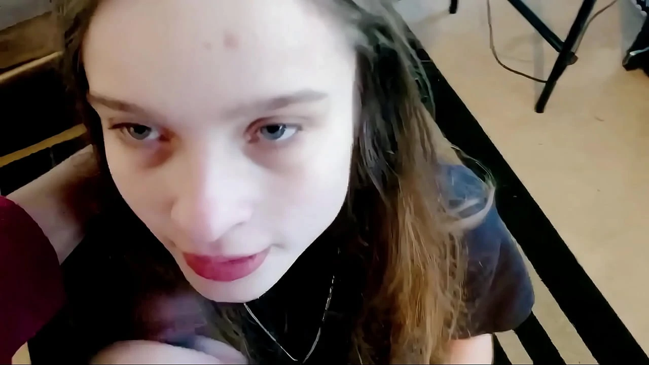 Lesbian roommate sucks dick for rent