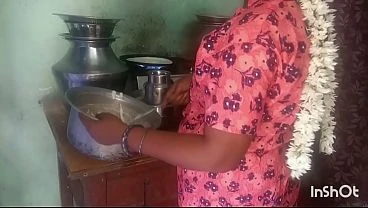 Malayali housewife and uncle kitchen room sex