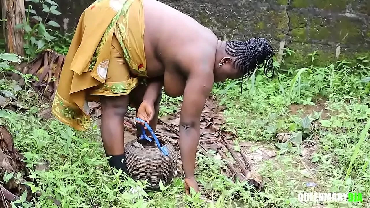 My neighbor offered to fuck me before giving me some vegetables from his garden