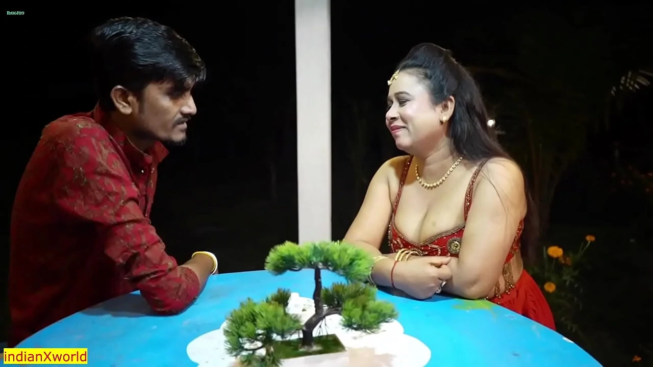 Neighbors Bhabhi Sex First time Dating and fucking