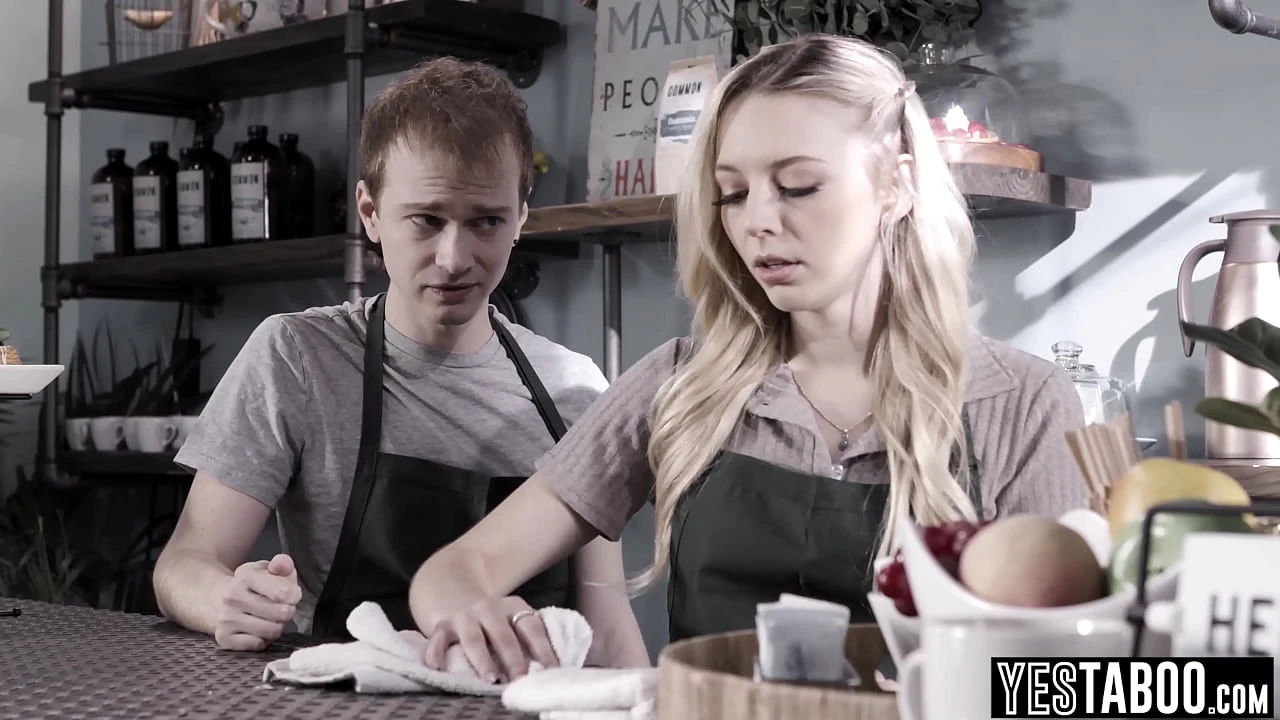 Petite blonde barista blows and fucks her cheating BF in the cafe