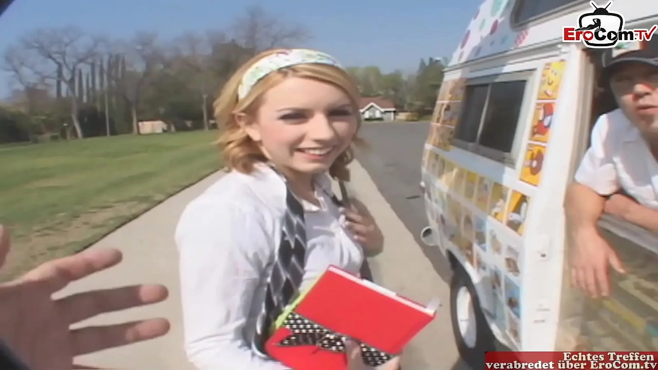 Petite yo blonde Girl pick up for car sex