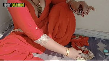 Punjabi Bhabhi painted her nail on roof