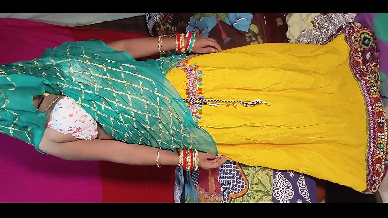 Rajasthani Bhabhi had a lot of fun after taking off her lehenga from her brother in law full 4K video