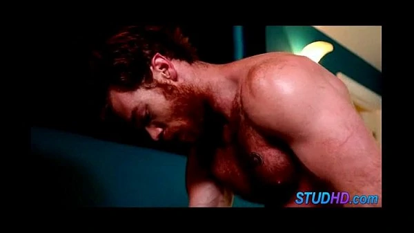 Stud fucks hot babe