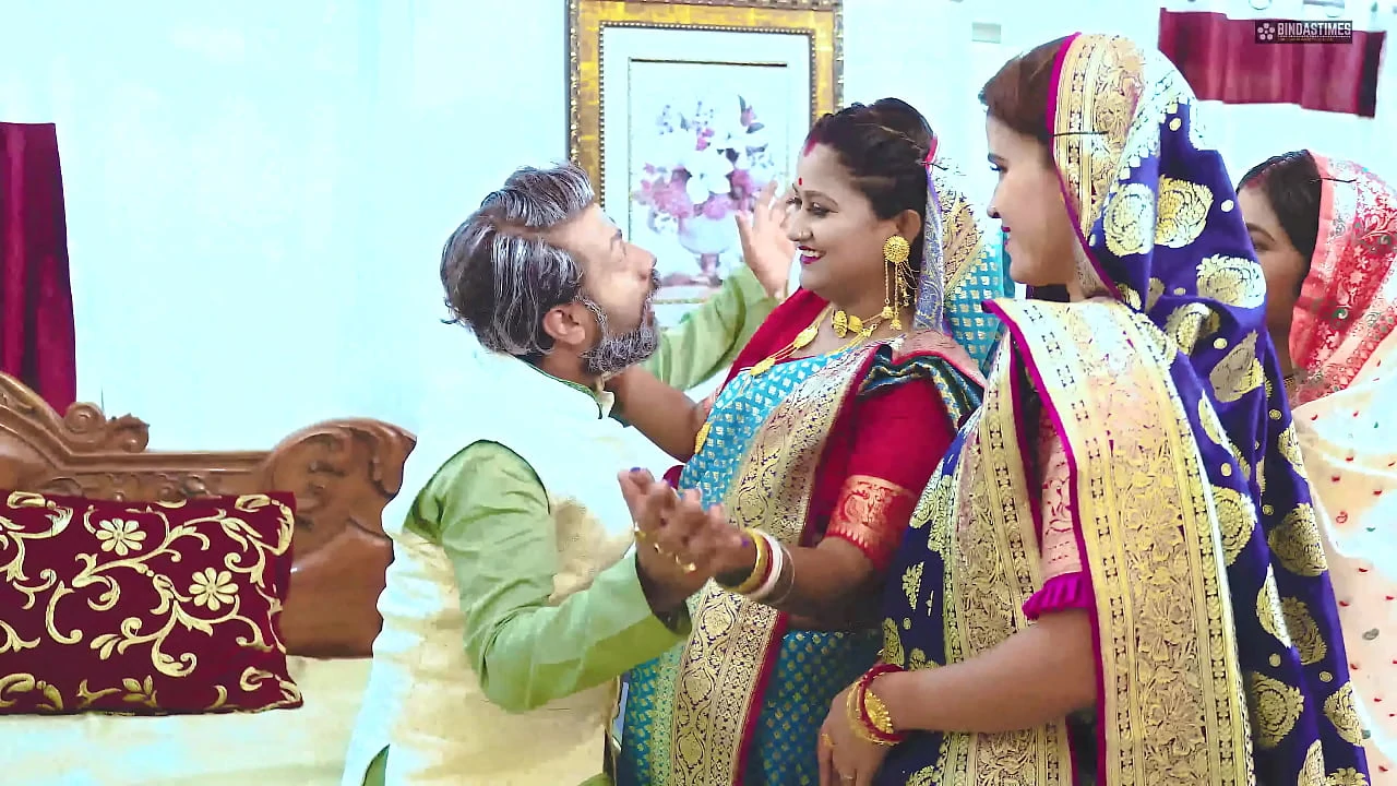 Tharki Burha step Father in law Fucks Four Newly Married Daughters in Law Hindi Audio