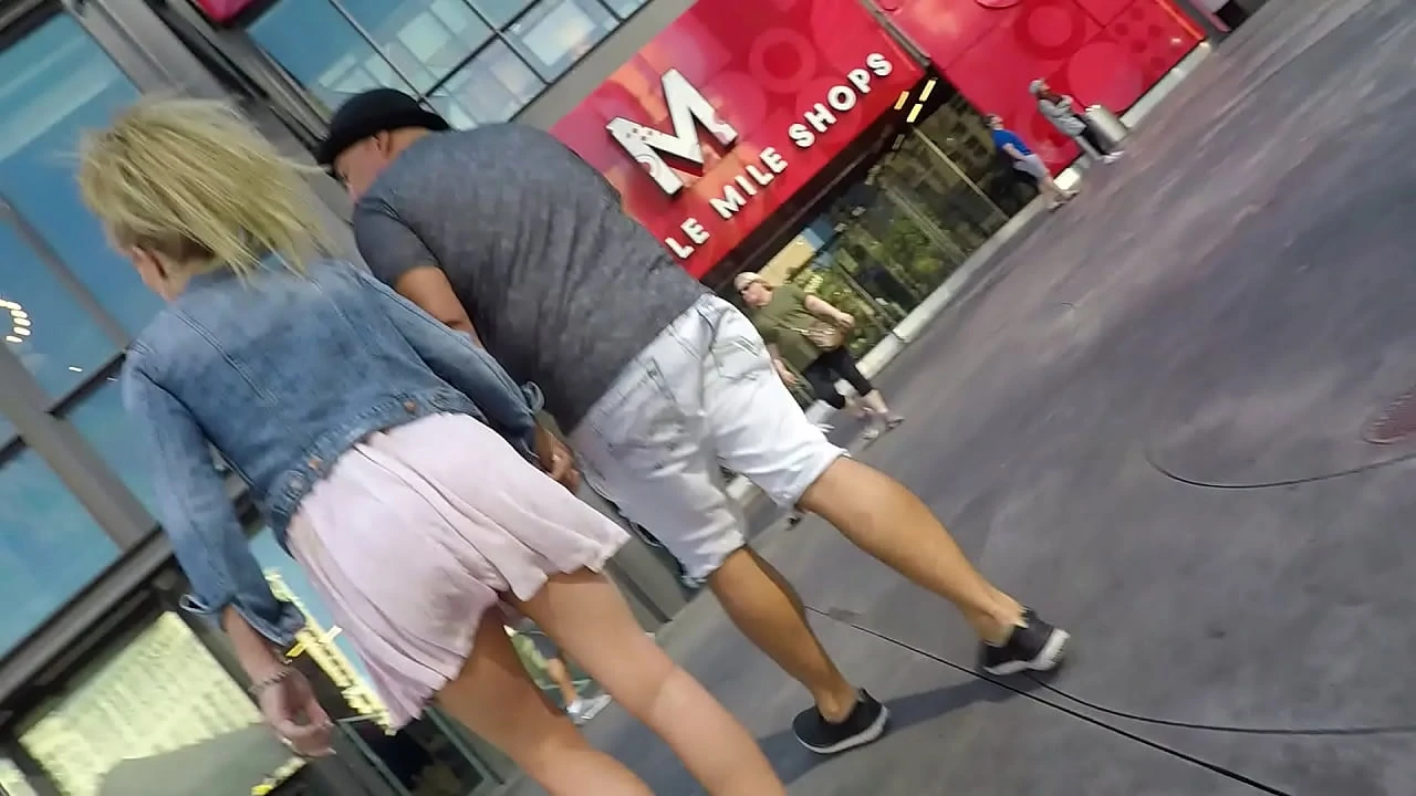 upskirt on a milf MP