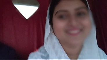 Video of bringing girlfriend home and fucking her