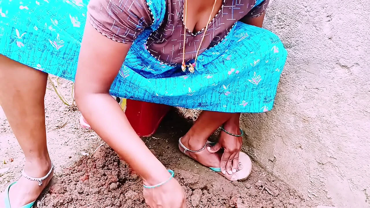 Villege forming woman with land owner hardcore fucking telugu dirty talks