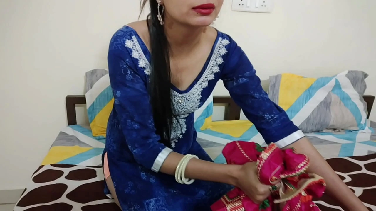 xxx elder step brother left step sister in hindi audio